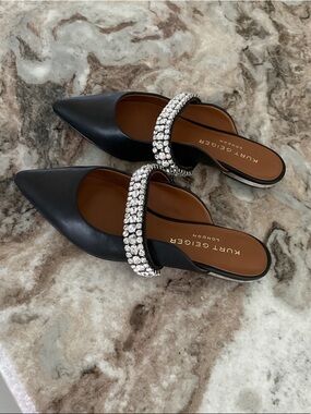 KURT GEIGER PRincely pointed toe black leather/rhinestone flat mules, size 37(7)
